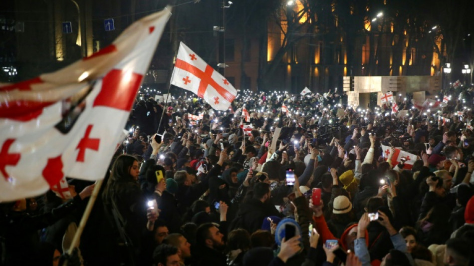 Rusia dice que EEUU está detrás de un "sentimiento antirruso" en las protestas en Georgia