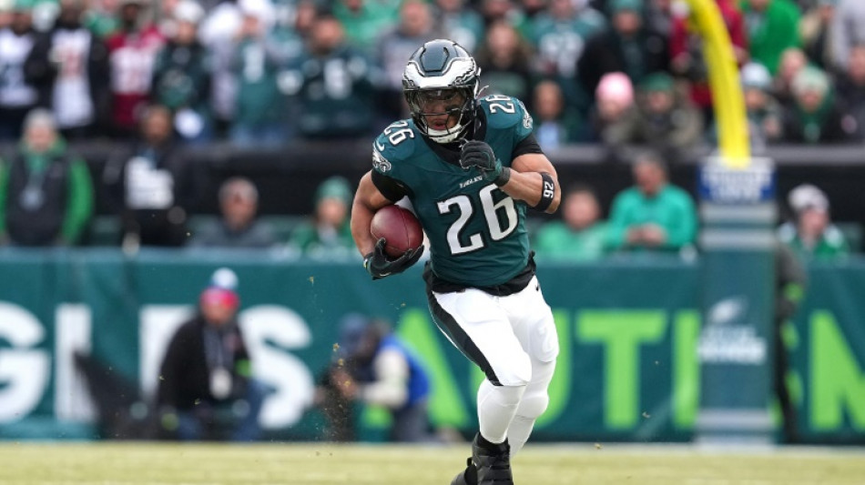 Eagles ink record new deal with Barkley