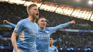 Man City, Liverpool turn attention back to Premier League shootout