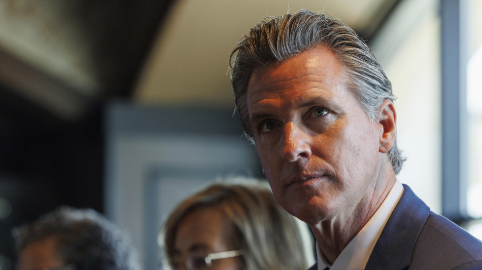 Cbs, 'Newsom e Whitmer non intendono sfidare Harris'