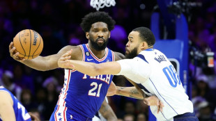 NBA: les Sixers enfoncent les Mavs, aux Lakers la bonne opération