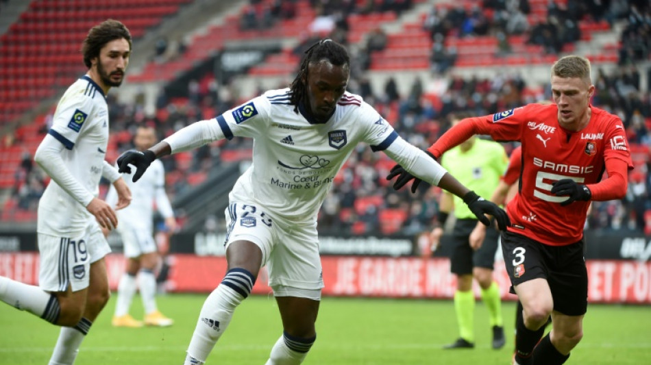 Foot: inquiétude concernant le Hondurien Elis, hospitalisé à Bordeaux après un choc à la tête