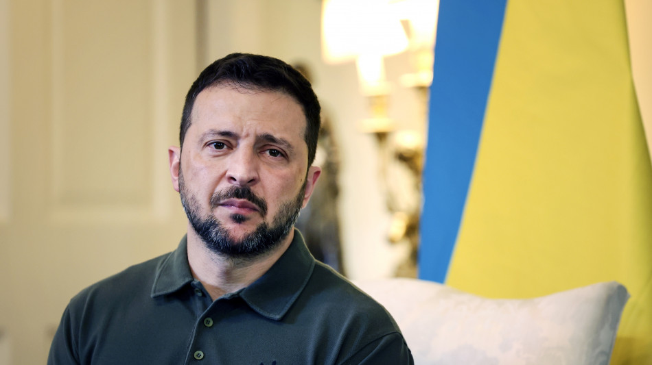 Zelensky, 'concordato un incontro con Trump sulla pace'