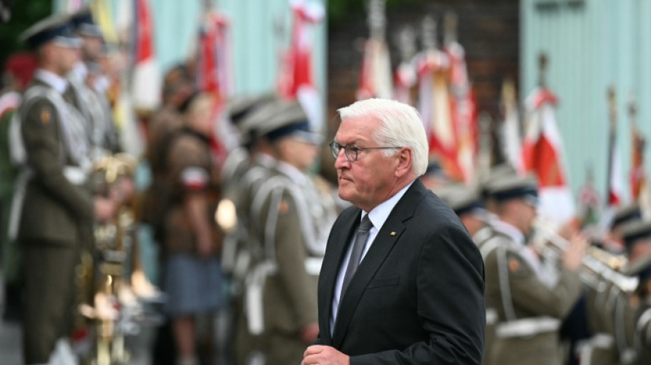 German president asks Warsaw Uprising veterans for 'forgiveness'