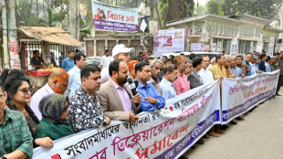 Bangladés cierra el periódico del principal partido de la oposición