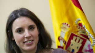 El bebé de una actriz, nacido por gestación subrogada, enfurece al gobierno español