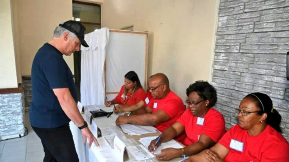 Cuba renueva diputados del Parlamento con mejora de participación electoral