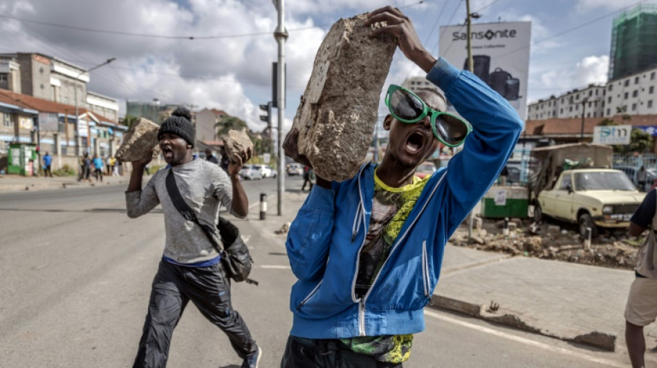 Casi 240 detenidos y más de 30 policías heridos en protestas de la oposición en Kenia