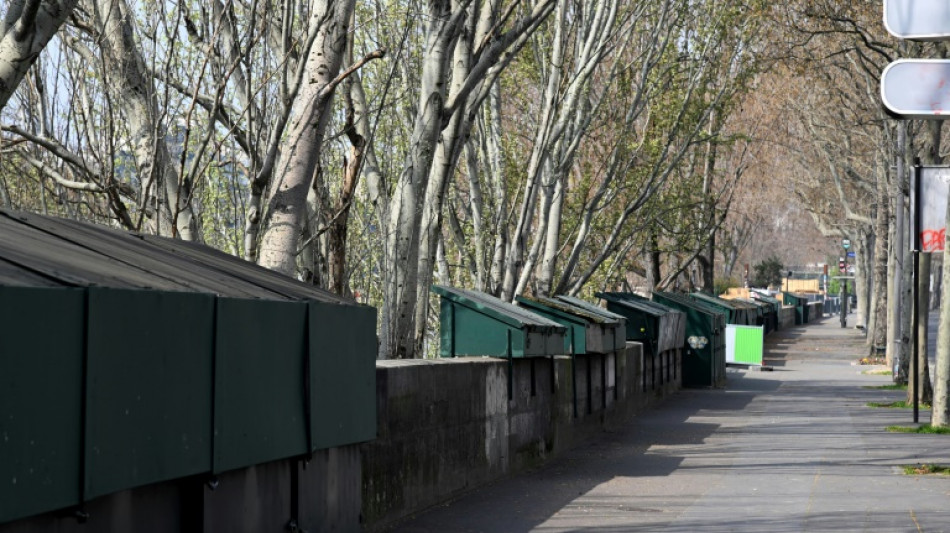 Paris outdoor booksellers eager to turn page on Covid