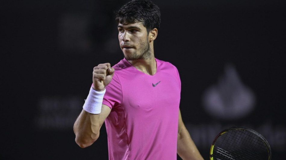 Tennis: Alcaraz enchaîne et rejoint le dernier carré à Rio