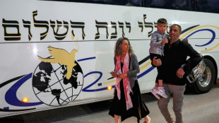 Camino al hospital, israelíes y palestinos viven una "pequeña paz de una hora"