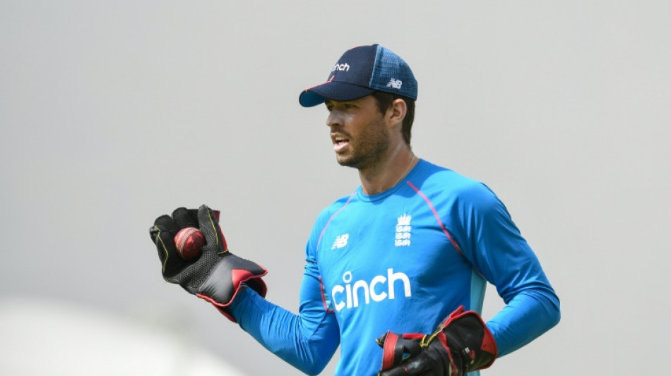 England recall fit-again Foakes for South Africa opener 