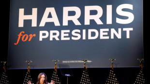 Harris dice que su campaña prevalecerá pese a las "graves mentiras" de Trump