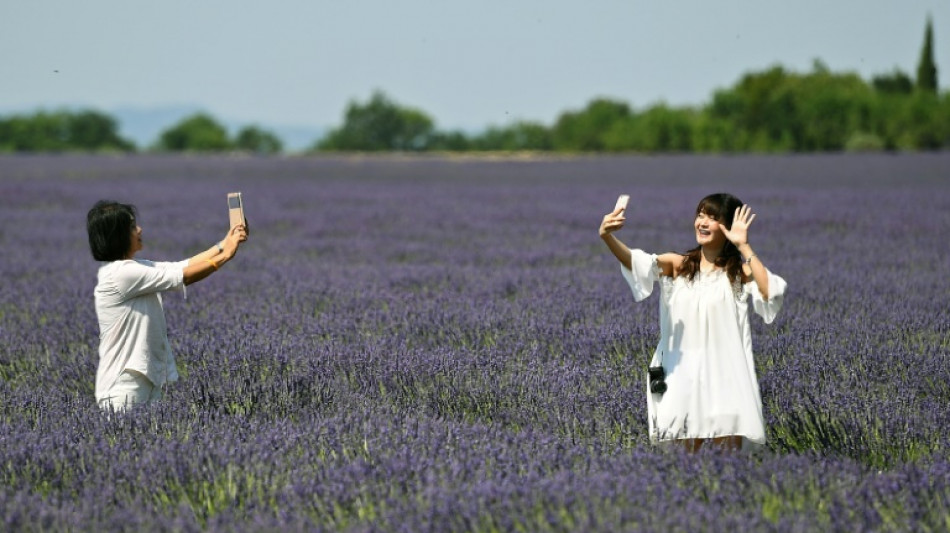 Frankreich will chinesische Touristen mit billigeren Visa locken