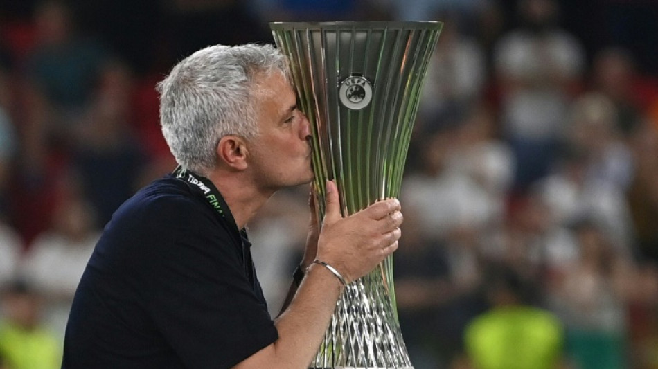 C4: Mourinho offre à la Roma son premier titre européen