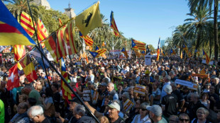 Independentistas catalanes conmemoran referéndum de secesión de 2017