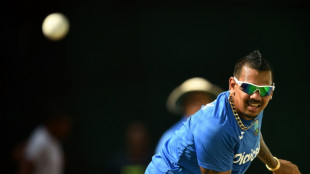 West Indies spinner Narine signs for Surrey