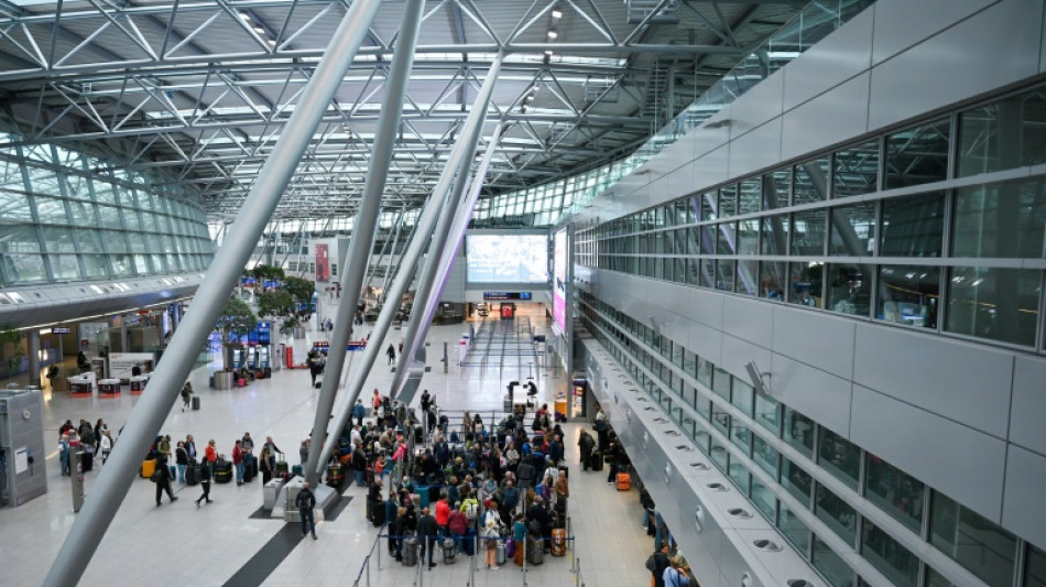 EuGH: Pauschale Entschädigung für Flugverspätung nur bei Auftauchen am Flughafen