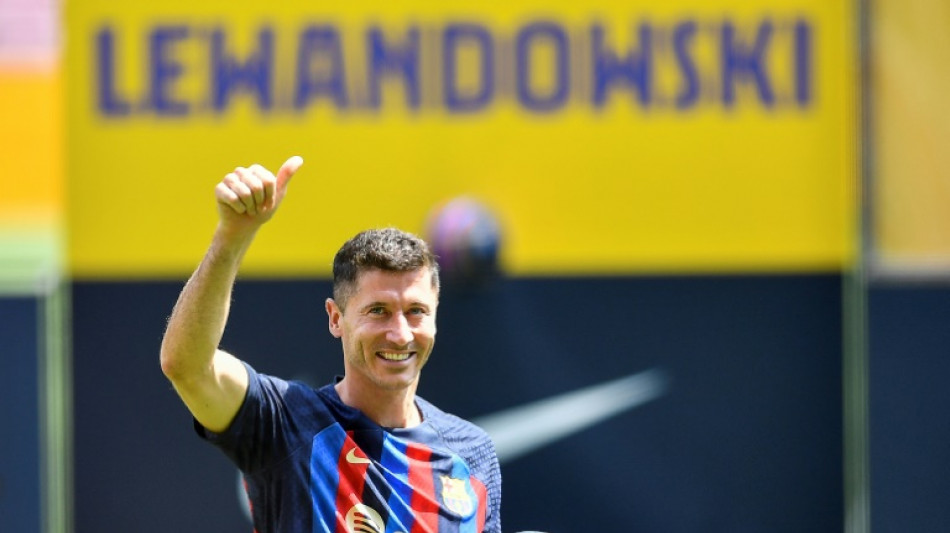 Lewandowski faces 'huge challenge' at Barcelona