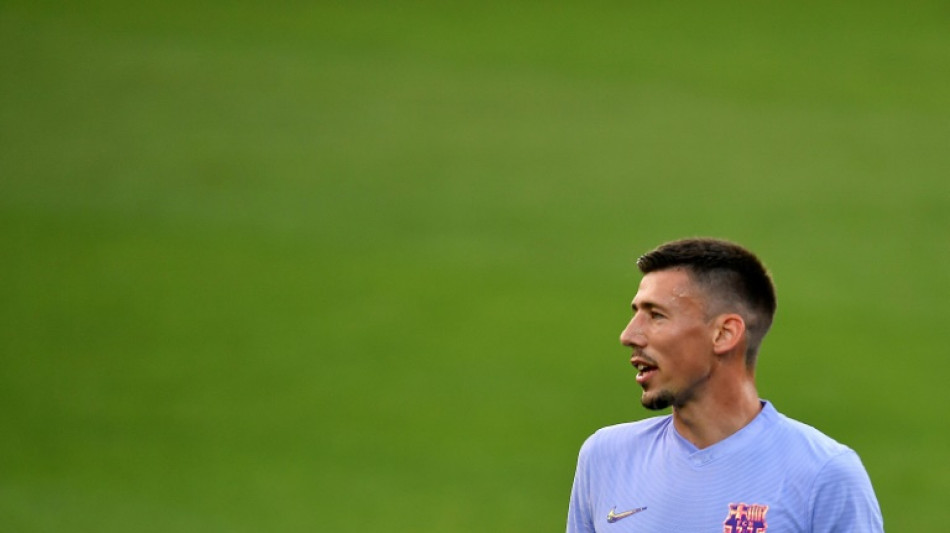 Tottenham sign France defender Lenglet on loan from Barcelona