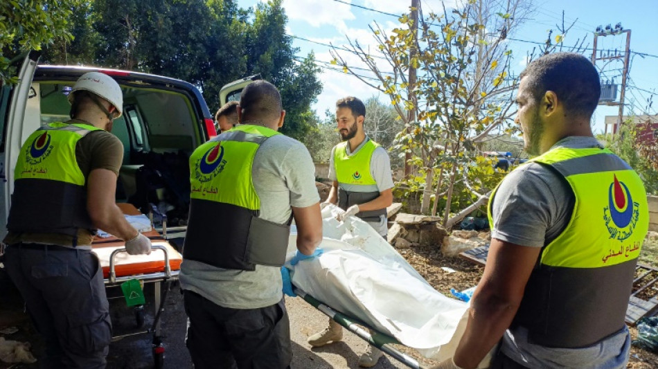 Ocho personas, incluidos dos periodistas, muertos en bombardeos israelíes en Líbano, según prensa local