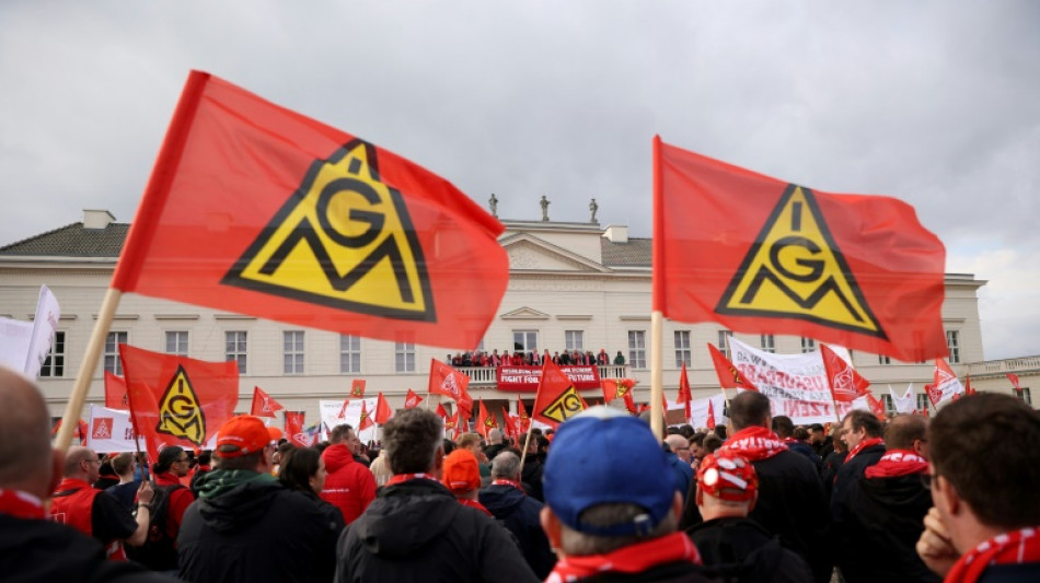 Forderungen und Streikdrohungen: VW-Arbeiter kämpferisch - Konzern verweist auf Krise