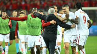 C3: Mourinho s'offre une nouvelle finale européenne avec une Roma ultradéfensive