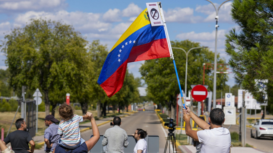 Parlamento Venezuela, 'stop alle relazioni con la Spagna'