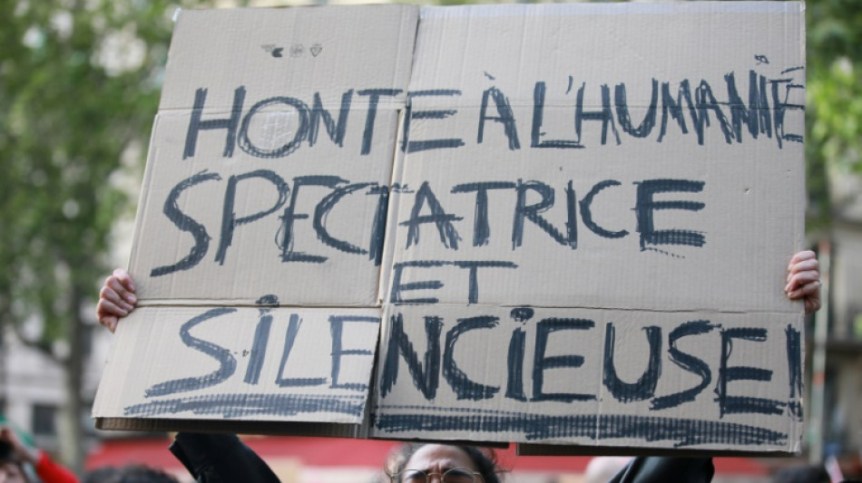 Cerca de 10.000 personas protestan en París contra los bombardeos israelíes en Rafah