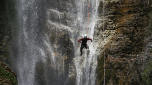 Cade in acqua facendo canyoning, 33enne morto nel Lecchese