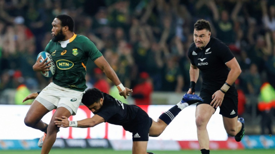 Mo'unga replaces Beauden Barrett as All Blacks change four