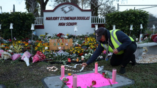 Demuelen en EEUU escuela donde ocurrió masacre