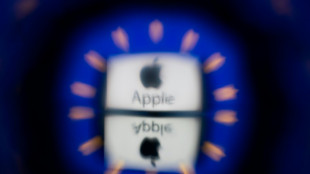 UE alerta Apple que App Store viola normas de concorrência