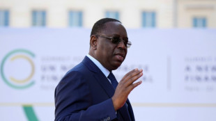 Alivio en Senegal tras la renuncia del presidente a presentarse para un tercer mandato