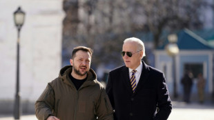 Zelensky se reunirá com Biden na próxima 5ª feira na Casa Branca