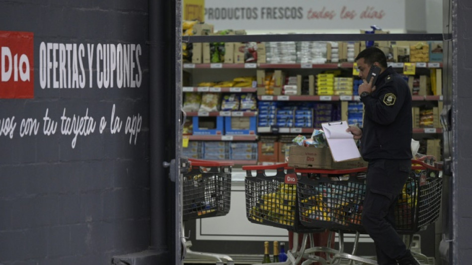 Una treintena de detenidos en Argentina por saqueos a comercios