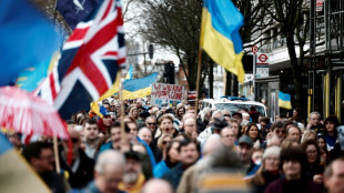 Plusieurs milliers de manifestants à Londres en soutien à l'Ukraine