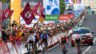 Herrada escapes to razor-edge Vuelta triumph 