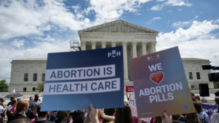 Suprema Corte dos EUA adia em dois dias decisão sobre pílula abortiva