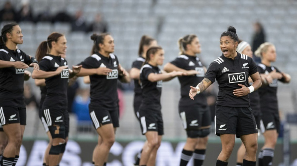 Rugby: l'entraîneur des Black Ferns néo-zélandaises démissionne