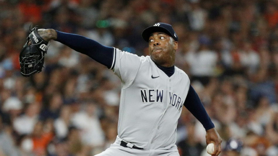 Yankees' Chapman optimistic he'll be back after 'scary' tattoo infection