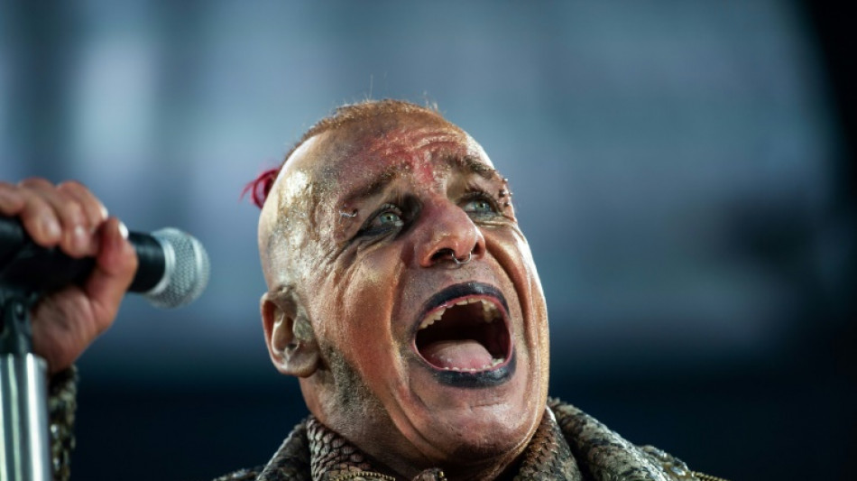 Vocalista do grupo alemão Rammstein é acusado de agressão sexual