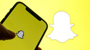 Snapchat gains users but continues to lose money 