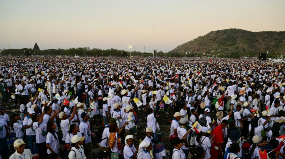 Au Timor oriental, le pape s'offre un bain de foule avec 600.000 fidèles