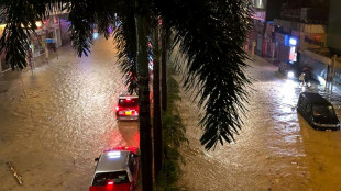 Inundaciones en Hong Kong tras lluvias récord