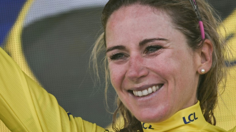 Tour de France Femmes: Annemiek van Vleuten, nouvelle maillot jaune, assomme la course 