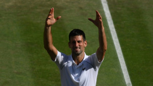 Tennis: Djokovic reverdit à Wimbledon après un an de déceptions