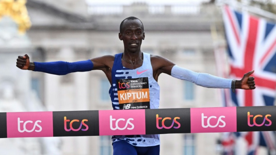 Kenya: le recordman du monde du marathon Kelvin Kiptum meurt dans un accident