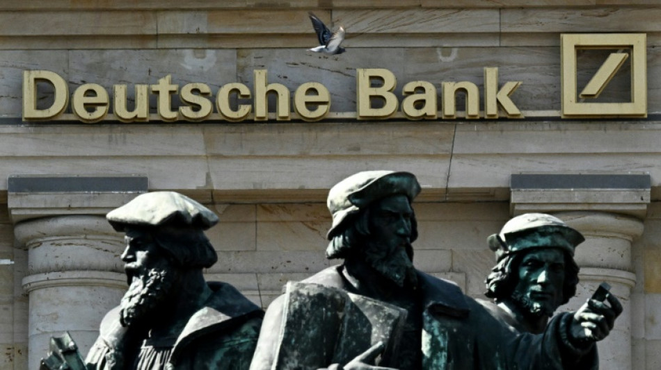 Deutsche Bank zufrieden mit 2023 - Aber Streichungen von 3500 Jobs geplant