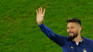 Mondial: Giroud-Lloris, axe record et âge d'or